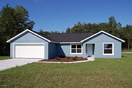 212 Locust Pass Ln, Ocala, Fl 34472 in Maricamp, FL