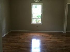 1414 Wells Ave Se, Huntsville, Al 35801 in Huntsville, AL (Photo 5 of 6)