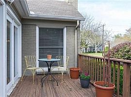 4247 Camden Ave, Dallas, Tx 75206 2 Beds 1 Bath 1,240 Sqft in Dallas, TX (Photo 2 of 12)