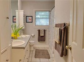 4247 Camden Ave, Dallas, Tx 75206 2 Beds 1 Bath 1,240 Sqft in Dallas, TX (Photo 9 of 12)