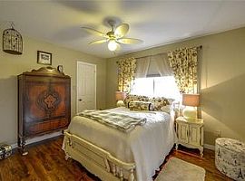 18731 Thorntree Ln, Dallas, Tx 75252 3 Beds 2.5 Baths 2,803 Sqf in Dallas, TX (Photo 7 of 12)