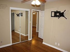 318 Jack Coleman Dr Nw, Huntsville, Al 35805 in Huntsville, AL (Photo 3 of 5)