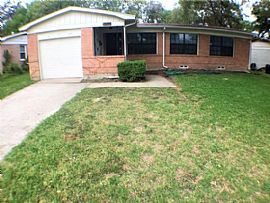 10747 Sandalwood Dr, Dallas, Tx 75228 3 Beds 2 Baths 1,077 Sqft in Dallas, TX