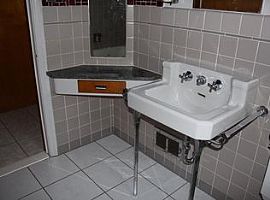 16801 Collingham Dr, Detroit, Mi 48205 2 Beds 1.5 Baths 910 Sqf in Detroit, MI (Photo 4 of 12)