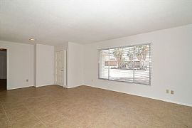 4 Beds 2 Baths in Phoenix, AZ (Photo 7 of 8)