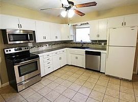 2600 Northampton Pl, Oklahoma City, Ok 73120 3 Beds 1 Bath 1,07 in Oklahoma City, OK (Photo 2 of 7)