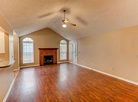  529 Beechcraft St, Charleston, Sc 29407 3 Beds 2 Baths 1,366 S in Charleston, SC (Photo 3 of 4)