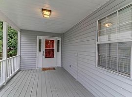  529 Beechcraft St, Charleston, Sc 29407 3 Beds 2 Baths 1,366 S in Charleston, SC (Photo 4 of 4)