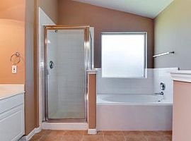 3426 Brackenfern Rd, Katy, Tx 77449 3 Beds 2 Baths 1,828 Sqft in Katy, TX (Photo 7 of 12)