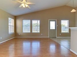 3426 Brackenfern Rd, Katy, Tx 77449 3 Beds 2 Baths 1,828 Sqft in Katy, TX (Photo 9 of 12)