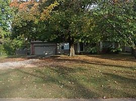 1600 N Porter Rd, Fayetteville, Ar 72703 3 Beds 1 Bath 1,160 Sq in Fayetteville, AR (Photo 10 of 12)