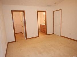 2233 Madero Dr, Belleville, Il 62221 2 Beds 2 Baths 1,500 Sqft in Belleville, IL (Photo 3 of 12)