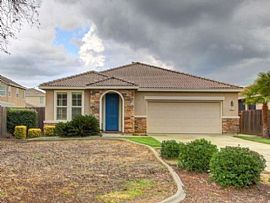 4511 Stuben Way, Elk Grove, Ca 95758 4 Beds 2 Baths 1,910 Sqft in Elk Grove, CA (Photo 9 of 10)