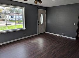 53 Vinal Ave, Rochester, Ny 14609 3 Beds 1 Bath 874 Sqft in Rochester, NY (Photo 2 of 6)