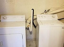 299 State Rd, Great Barrington, Ma 01230 2 Beds 1 Bath 720 Sqft in Great Barrington, MA (Photo 8 of 10)