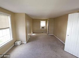 106 N Fairfax Blvd, Ranson, Wv 25438 3 Beds 1.5 Baths 800 Sqft in Ranson, WV (Photo 6 of 10)