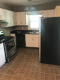  1099 Pinedale Dr Se, Smyrna, Ga 30080  in Smyrna, GA (Photo 2 of 8)