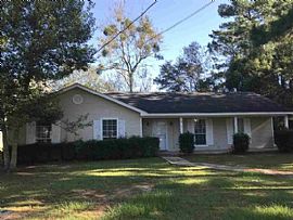 108 Cherry Cir, Daphne, Al 36526 in Daphne, AL