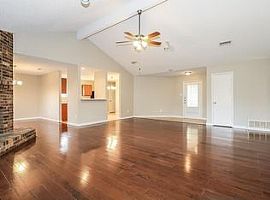 2670 Fairmont Dr, Grand Prairie, Tx 75052 3 Beds 2 Baths 1,856  in Grand Prairie, TX (Photo 2 of 12)