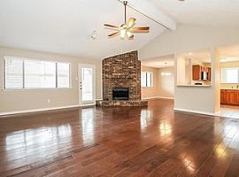 2670 Fairmont Dr, Grand Prairie, Tx 75052 3 Beds 2 Baths 1,856  in Grand Prairie, TX (Photo 4 of 12)