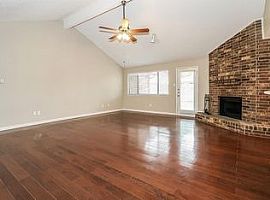 2670 Fairmont Dr, Grand Prairie, Tx 75052 3 Beds 2 Baths 1,856  in Grand Prairie, TX (Photo 8 of 12)