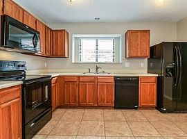 2670 Fairmont Dr, Grand Prairie, Tx 75052 3 Beds 2 Baths 1,856  in Grand Prairie, TX (Photo 9 of 12)