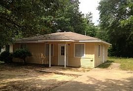 1004 Taylor St, Ruston, La 71270 3 Beds 1 Bath 882 Sqft in Ruston, LA