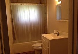 1004 Taylor St, Ruston, La 71270 3 Beds 1 Bath 882 Sqft in Ruston, LA (Photo 2 of 8)