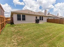 1700 Grassy View Dr, Fort Worth, Tx 76177 3 Beds 2 Baths 1,740  in Fort Worth, TX (Photo 7 of 12)