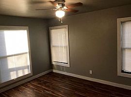 2806 Cherrywood Ave, Dallas, Tx 75235 3 Beds 2 Baths 1,100 Sqft in Dallas, TX (Photo 5 of 10)