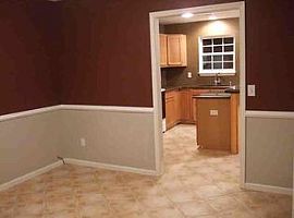  319 Windsong Dr, Greenville, Sc 29615 3 Beds 2.5 Baths 1,600 S in Greenville, SC (Photo 3 of 4)