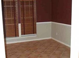  319 Windsong Dr, Greenville, Sc 29615 3 Beds 2.5 Baths 1,600 S in Greenville, SC (Photo 4 of 4)