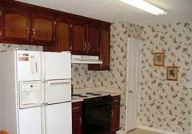 139 Poplar Green Ln, Harvest, Al 35749 in Harvest, AL (Photo 8 of 9)