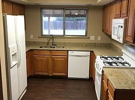 2703 Norwood Ln, Arlington, Tx 76013 3 Beds 2 Baths 1,461 Sqft in Arlington, TX (Photo 10 of 12)