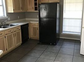 108 Cherry Cir, Daphne, Al 36526 in Daphne, AL (Photo 8 of 10)