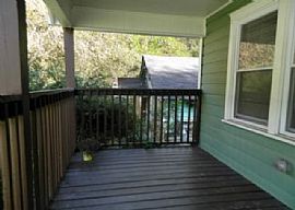 233 Scott St Nw, Atlanta, Ga 30314 3 Beds · 2 Baths · 1,167 Sqf in Atlanta, GA (Photo 2 of 10)