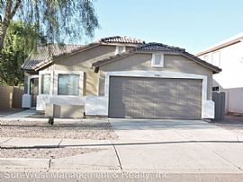 8126 W Globe Ave, Phoenix, Az 85043 in Phoenix, AZ