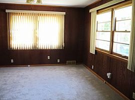 6901 W 68th St, Overland Park, Ks 66204 3 Beds 2 Baths 1,550 Sq in Overland Park, KS (Photo 1 of 11)