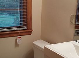 6901 W 68th St, Overland Park, Ks 66204 3 Beds 2 Baths 1,550 Sq in Overland Park, KS (Photo 8 of 11)