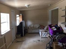 106 Leeland Heights Blvd W, Lehigh Acres, Fl 33936 4 Beds 2 Bat in Lehigh Acres, FL (Photo 2 of 7)