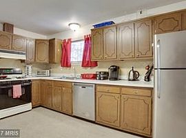 4428 Foxfire Ln, Huntingtown, Md 20639 in Huntingtown, MD (Photo 4 of 9)