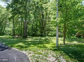 4428 Foxfire Ln, Huntingtown, Md 20639 in Huntingtown, MD (Photo 7 of 9)