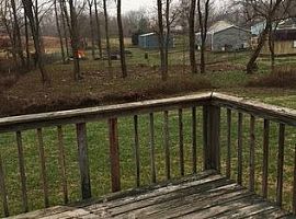 100 Grant Ave, Oak Grove, Ky 42262 3 Beds 2 Baths 964 Sqft in Oak Grove, KY (Photo 2 of 8)