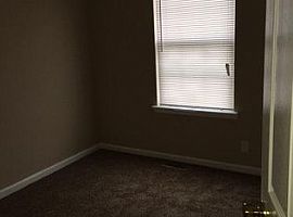 100 Grant Ave, Oak Grove, Ky 42262 3 Beds 2 Baths 964 Sqft in Oak Grove, KY (Photo 6 of 8)