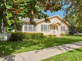 504 Sw 10th St, Gainesville, Fl 32601 in Gainesville, FL