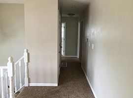 1907 Memorial Dr, Pekin, Il in Pekin, IL (Photo 2 of 6)