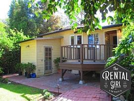 2 Beds 2 Baths in Los Angeles, CA (Photo 2 of 3)