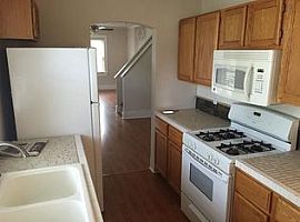 831 S 49th St, Omaha, Ne 68106 3 Beds 2 Baths 1,297 Sqft in Omaha, NE (Photo 6 of 9)