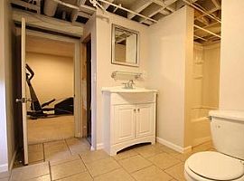 831 S 49th St, Omaha, Ne 68106 3 Beds 2 Baths 1,297 Sqft in Omaha, NE (Photo 7 of 9)