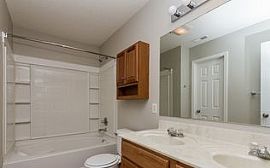 10453 Dark Star Dr, Indianapolis, in 46234 3 Beds 2 Baths 1,320 in Indianapolis, IN (Photo 7 of 12)